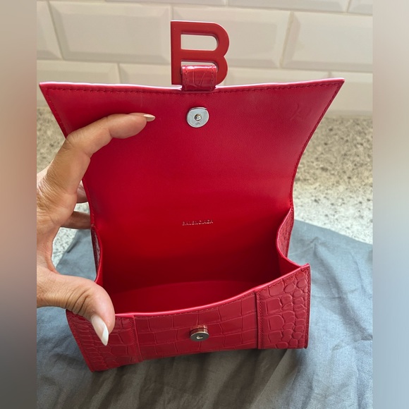 Balenciaga Hourglass Small Handbag Crocodile Embossed in Red - Picture 7 of 13